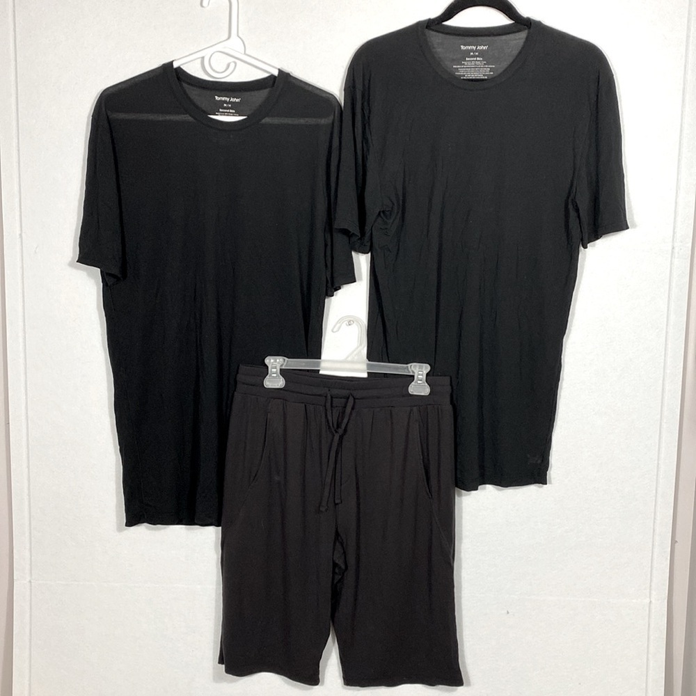 Bundle Tommy John Second Skin size medium 2 shorts 1 Tee Black